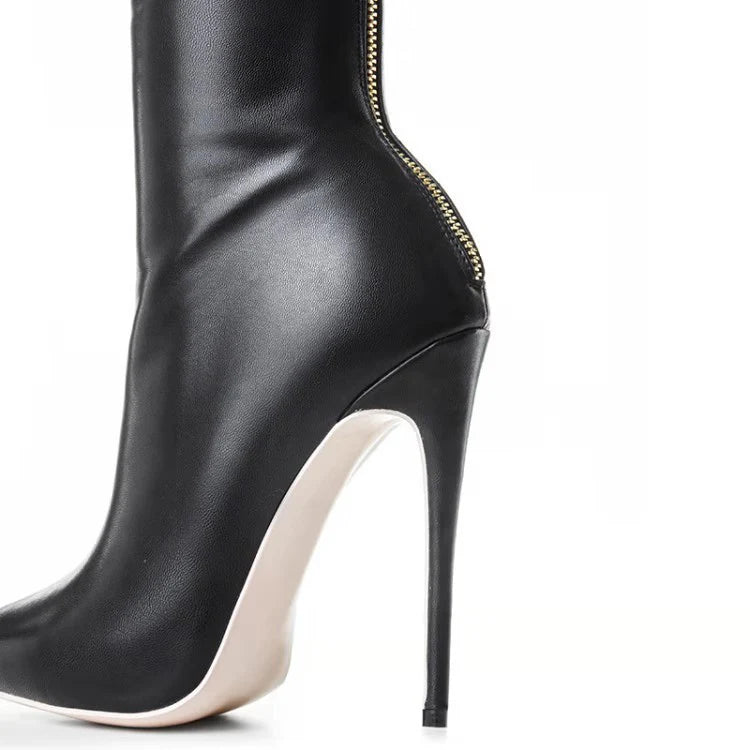 bottines femme sur-genou avec talon bloc doré, détail du talon