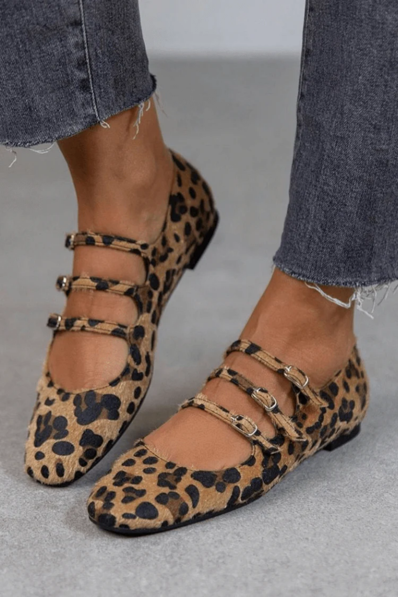 Ballerines Femme Léopard – Chaussures Plates à Brides Multiples