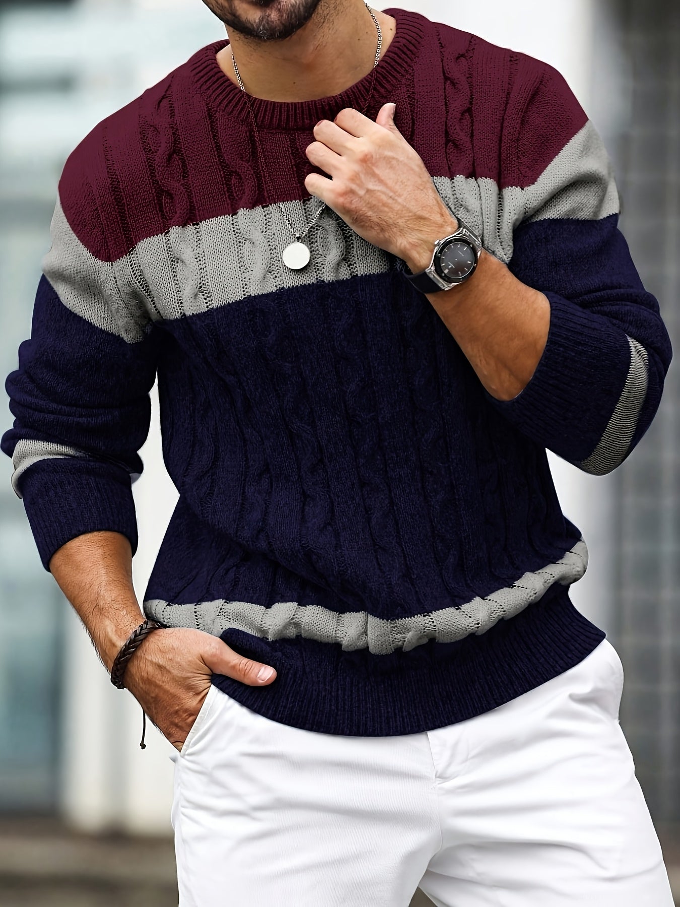Pull torsadé colour block rouge bordeaux et bleu marine, col rond