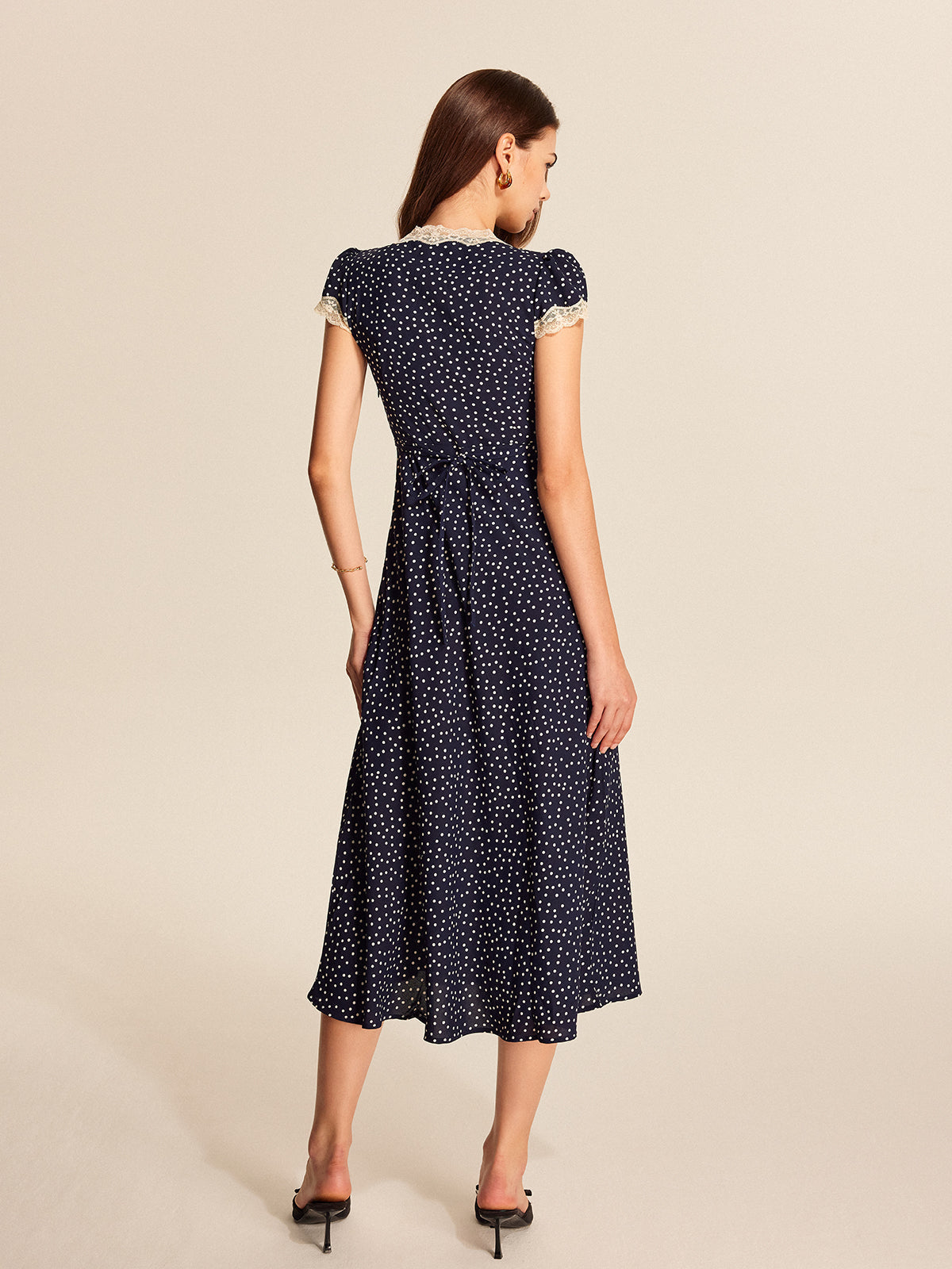 Robe d'Été Femme Blanche – Coupe Fluide & Légère, Style Bohème Chic