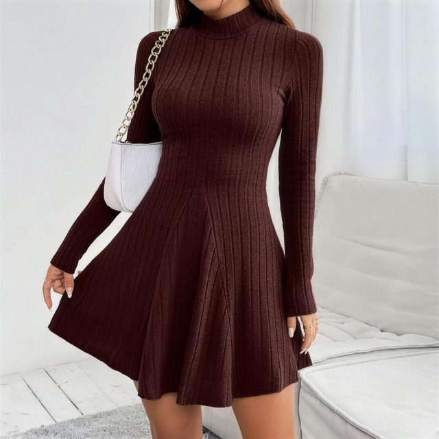 Robe Emma col montant marron, vue de face