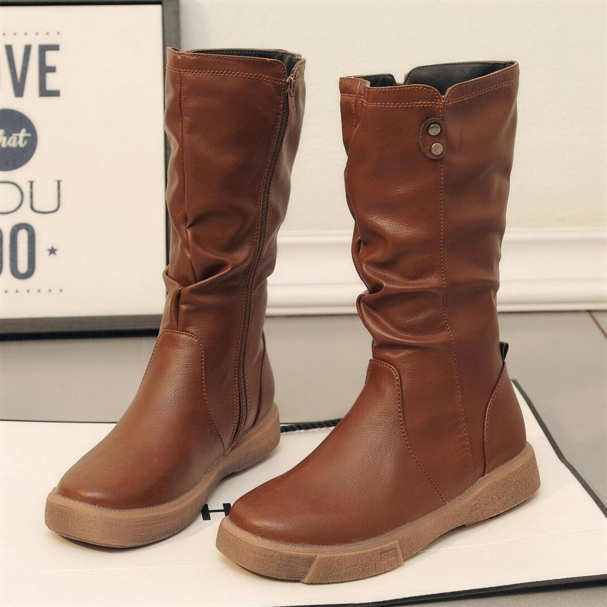 Paire de bottes plissées confort pour femme, vue d'ensemble
