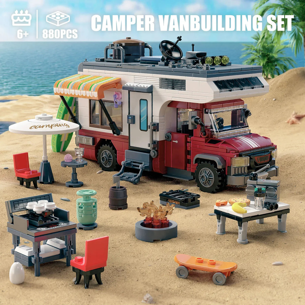 Camping-car rouge et blanc en briques de construction assemblé, avec accessoires de camping sur fond de plage