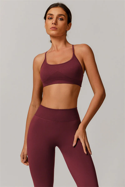 Completo Sportivo Donna Seamless – Reggiseno a Fascia con Incrocio sulla Schiena e Leggings Modellanti