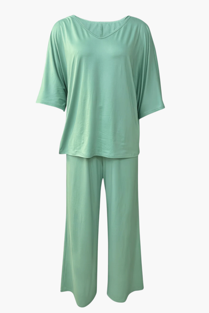 Ensemble Femme 2 Pièces – Haut Col V et Pantalon Large Fluide