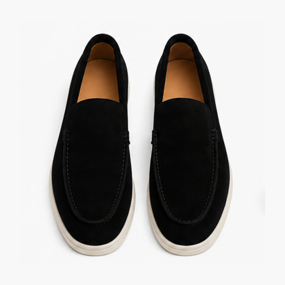 Mocassins homme noirs vus de dessus, surpiqûres sur l'empeigne