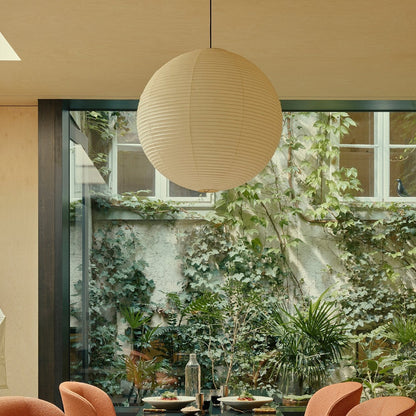 Lampe à pendule en forme de sphère