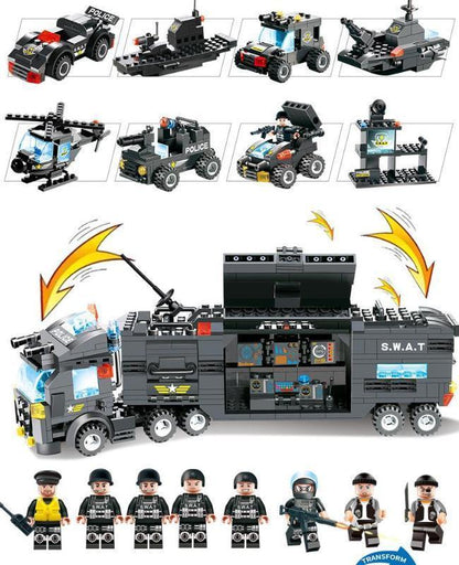 Camion de police et véhicules accessoires avec flèches illustrant les pièces mobiles