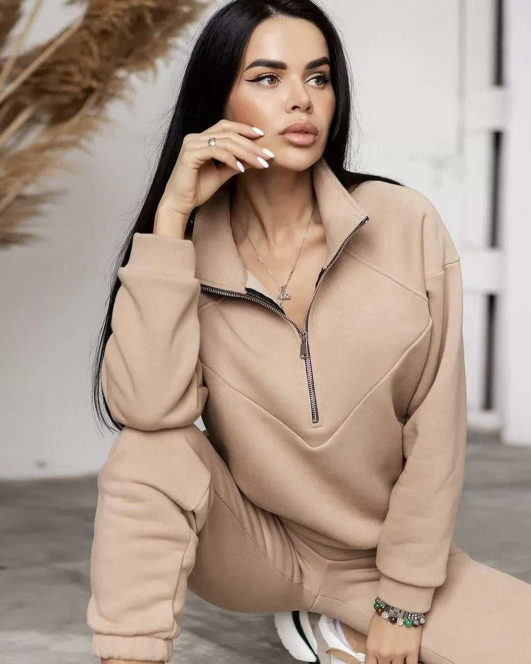 Ensemble de survêtement femme - Confort et style pour tous les jours | Melvoire