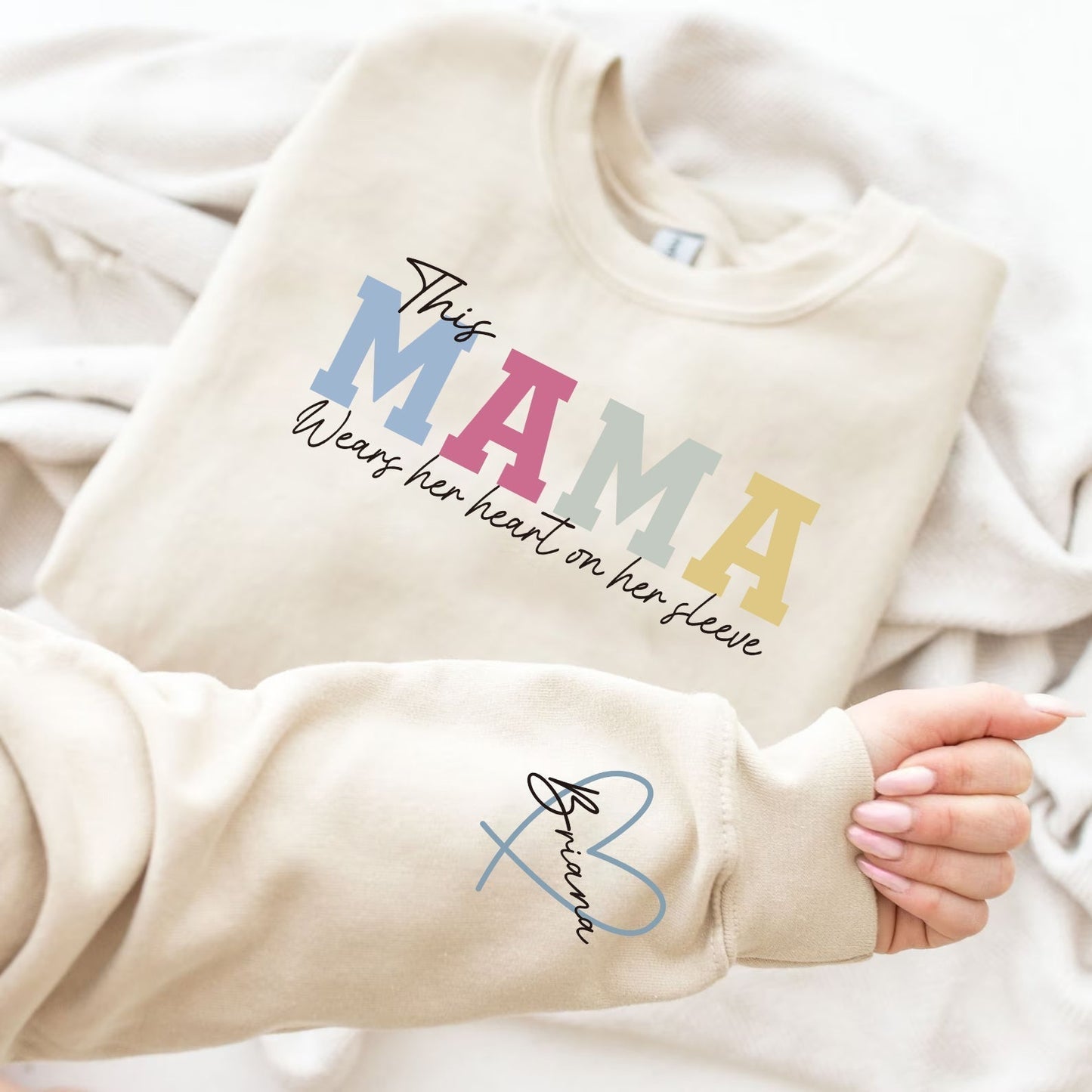 Pull Personnalisé avec Prénoms Brodés sur la Manche