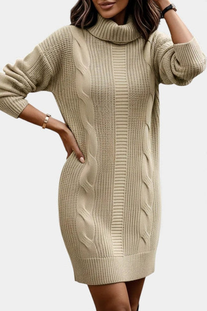 Robe en maille pour femme avec col roulé, présentation complète