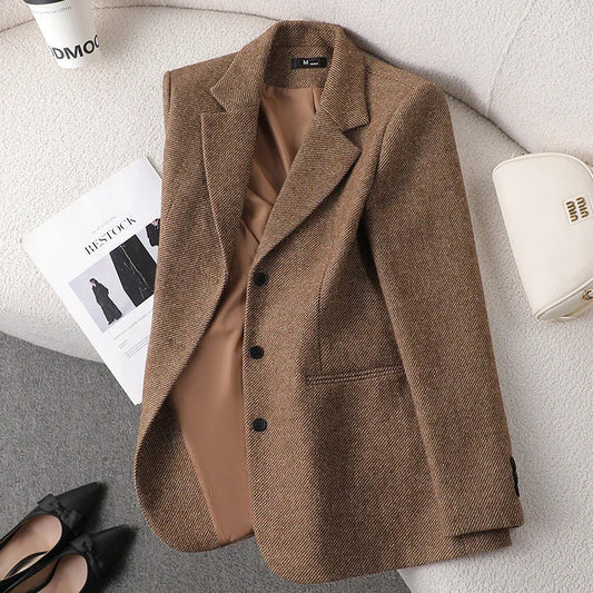 Blazer pour femme à tailleur cintré, vue de face
