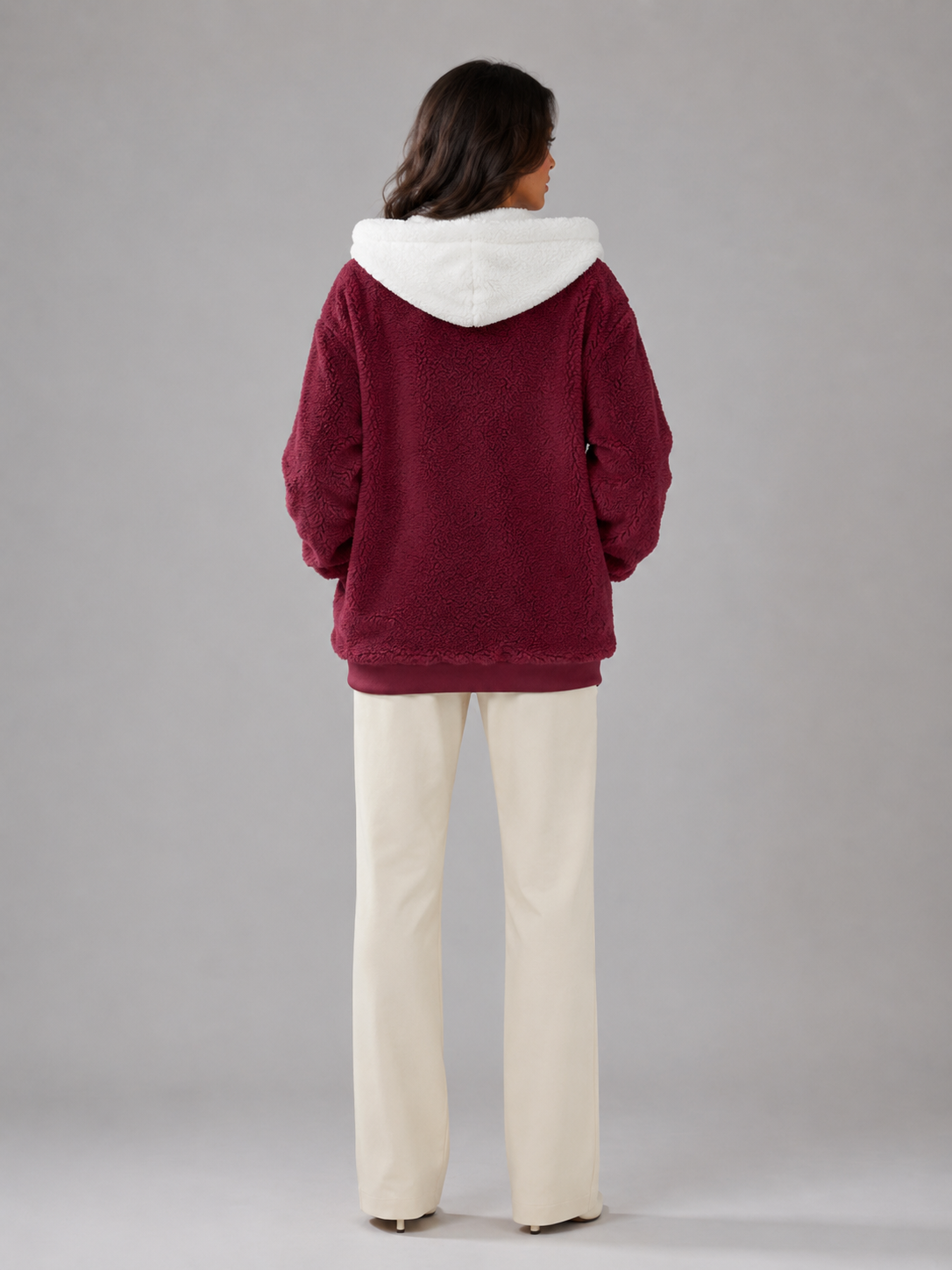 Veste matelassée à capuche pour femme avec doublure sherpa