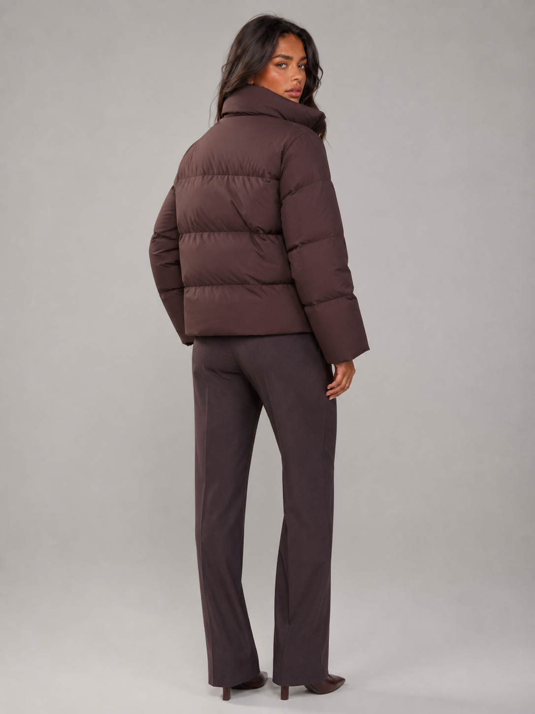 Veste pour femme à fermeture éclair et ceinture, avec un accessoire