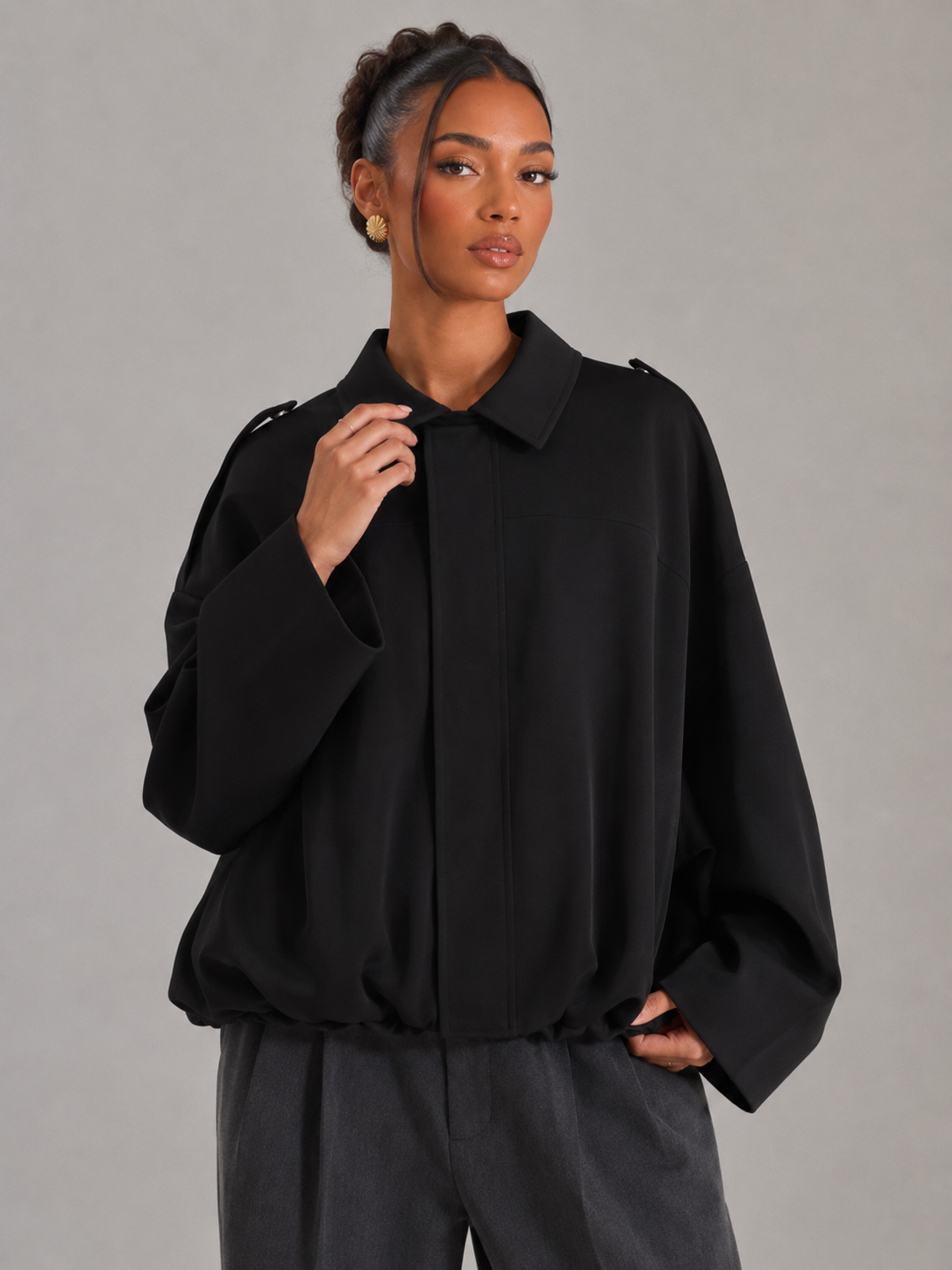 Veste utilitaire oversize pour femme, vue de dos