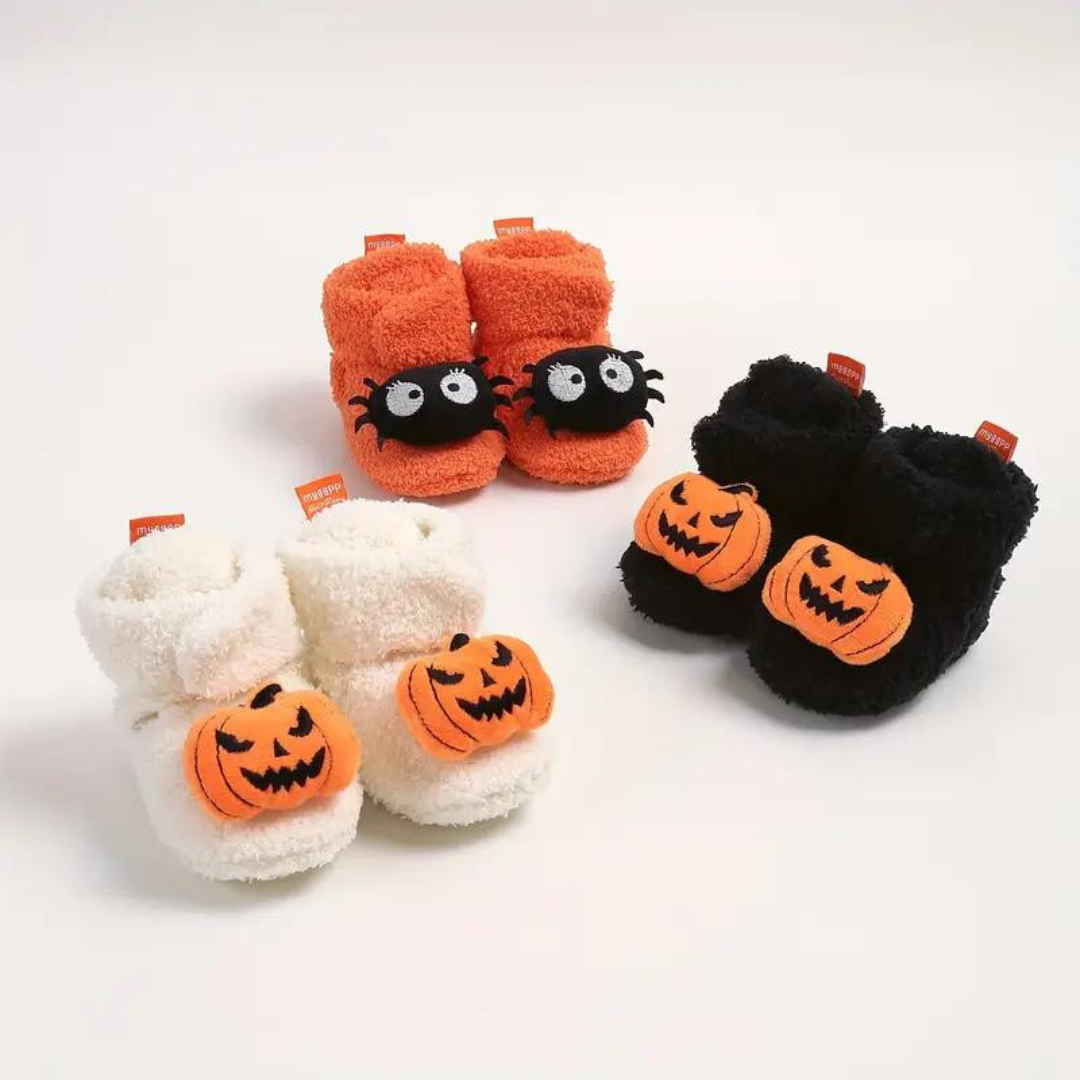 Chaussons Halloween enfant à motif citrouille, vue de face
