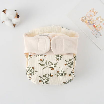 Body bébé plié à plat, motif feuille verte et brindille de baies