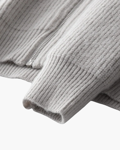 Tricot homme zip intégral gris, détail du poignet côtelé