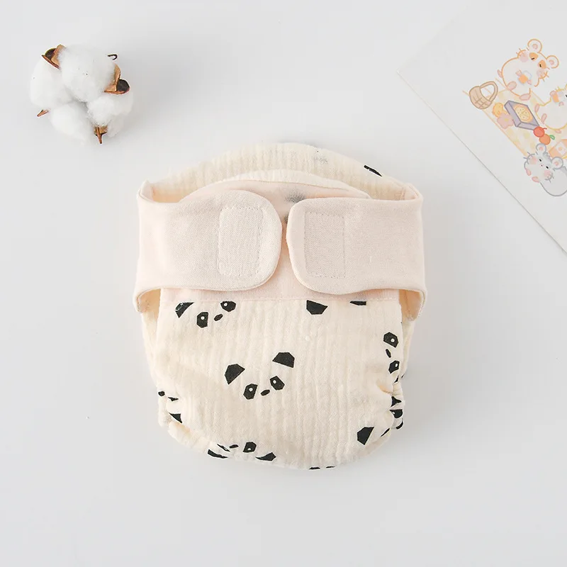 Gros plan sur le tissu doux et respirant du body bébé