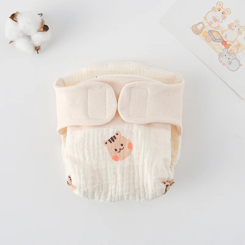 Body bébé plié à plat, vue de dos