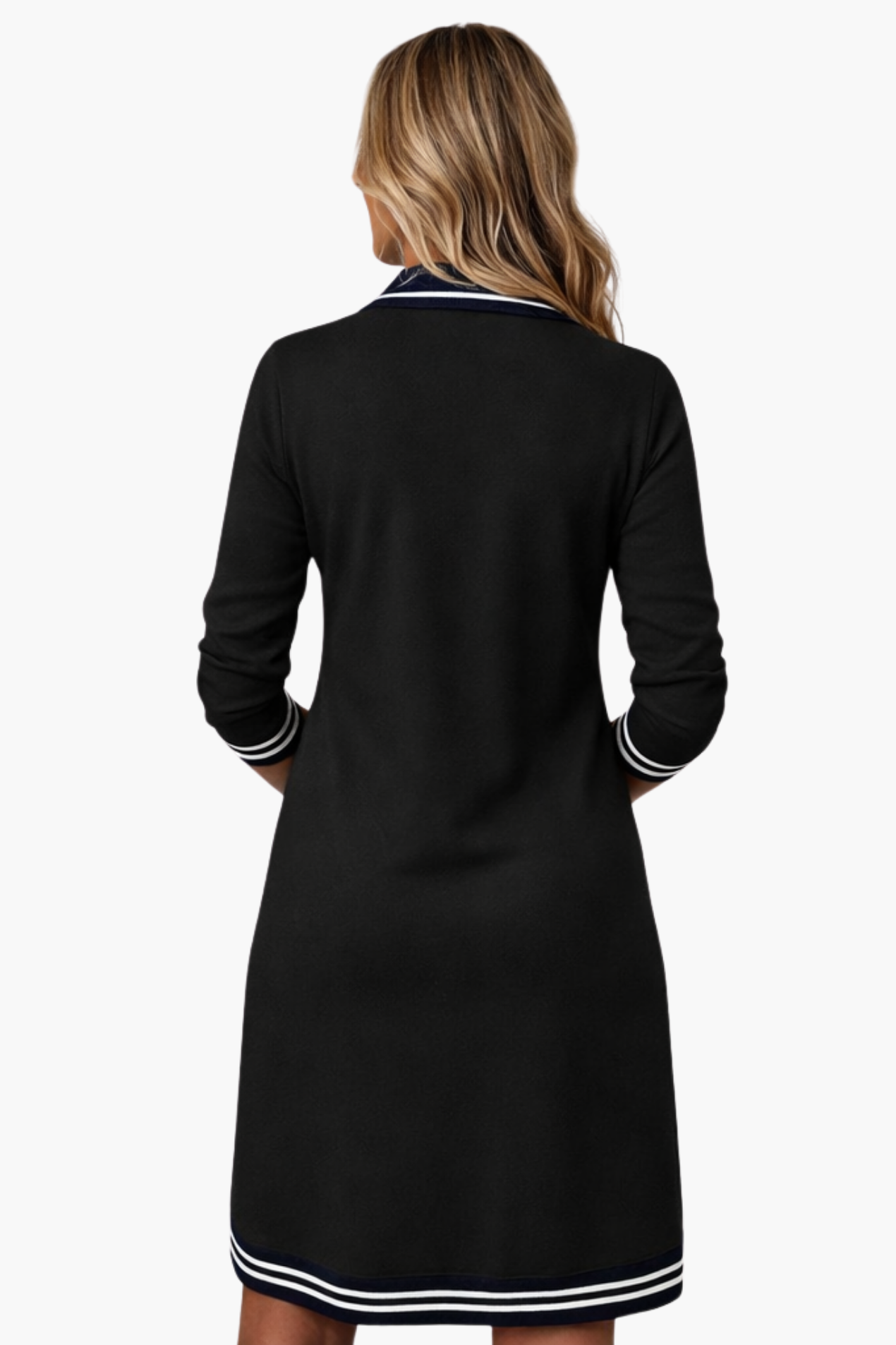 Robe pull femme à col zippé portée en automne