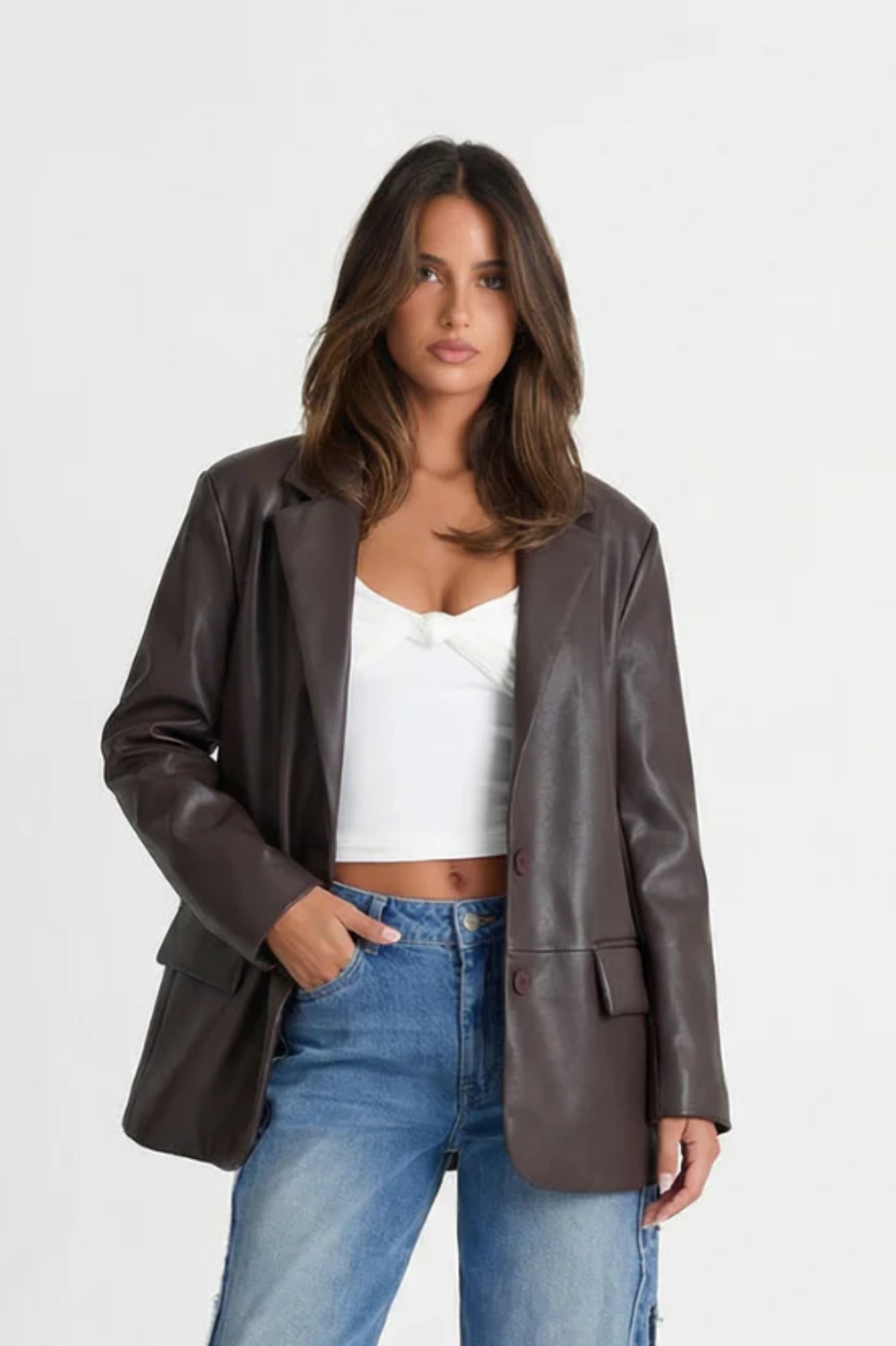 Blazer Femme Effet Cuir – Coupe Tailleur Classique & Élégante | Style Bureau & Invitée de Mariage