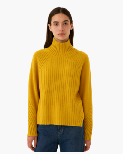 Pull femme col roulé tricot structuré jaune, vue de face