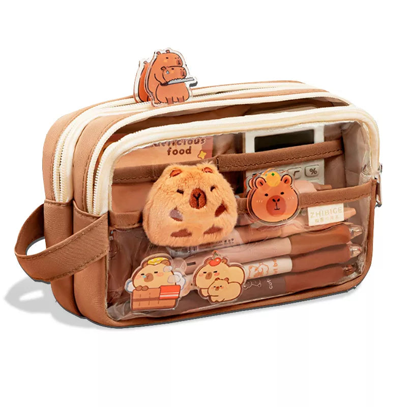 Trousse capybara en peluche, vue d'ensemble