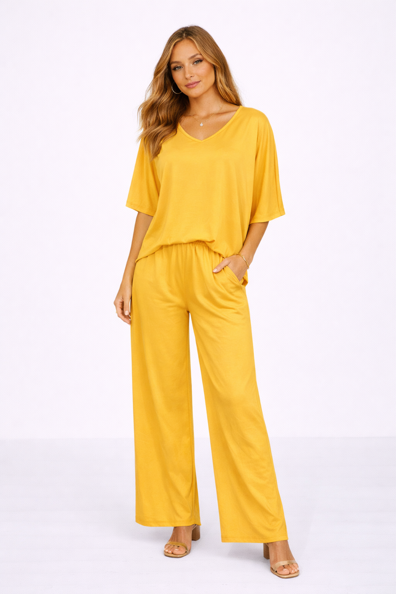 Ensemble Femme 2 Pièces – Haut Col V et Pantalon Large Fluide