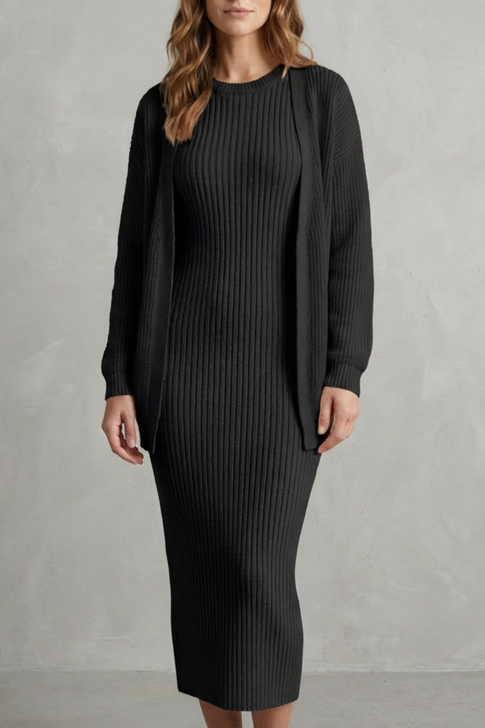 Ensemble robe pull maille noir et cardigan, vue de face