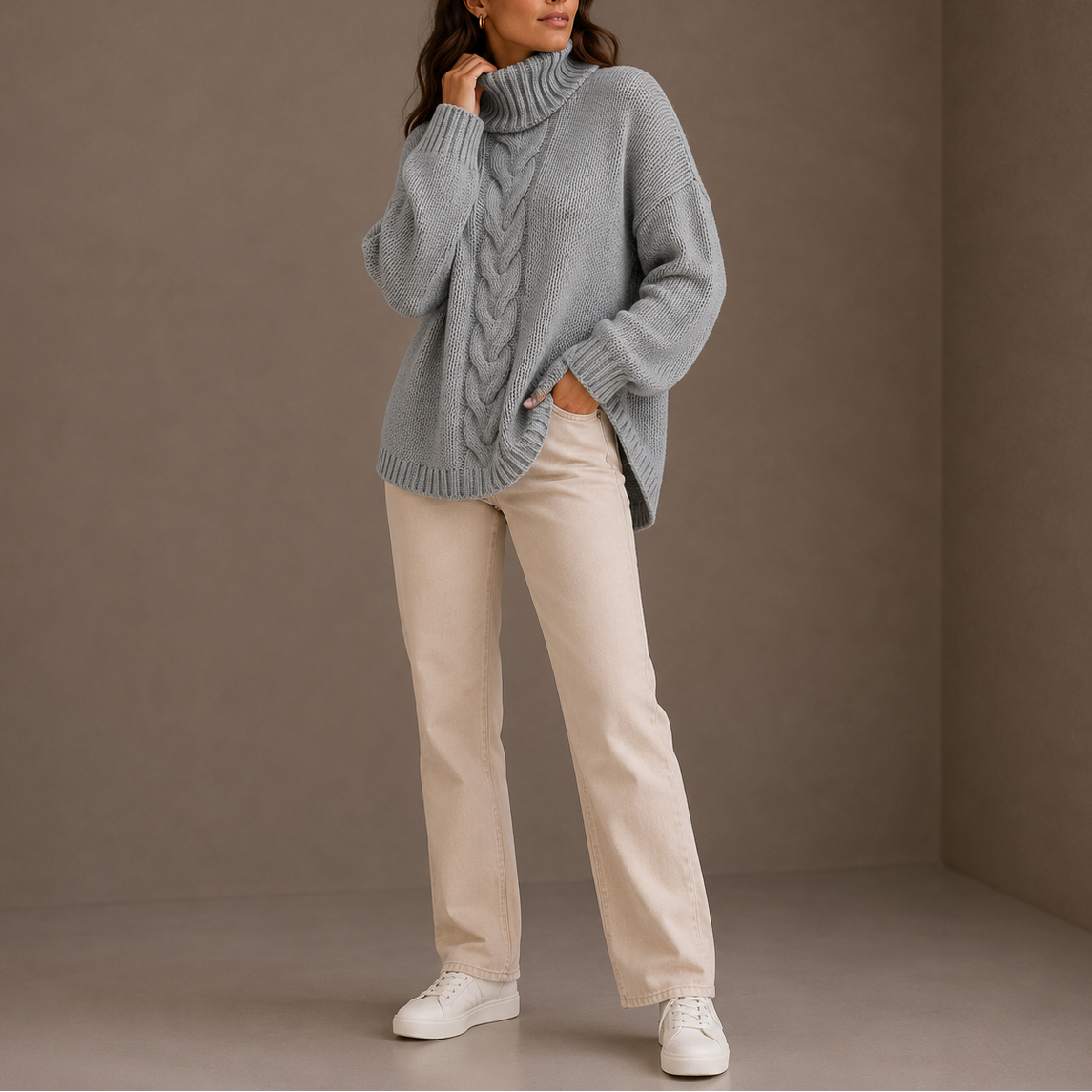 Pull torsadé oversize col roulé, coloris gris