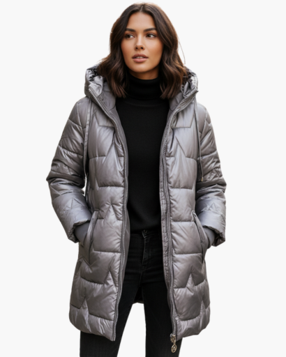 Doudoune longue femme brillante portée en hiver