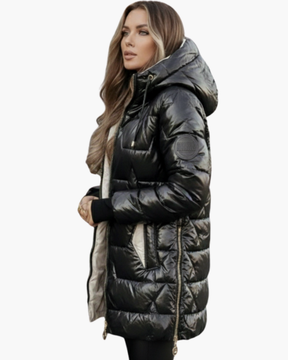 Doudoune longue femme brillante portée en hiver
