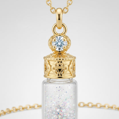 Collier femme fiole scintillante, détail du pendentif