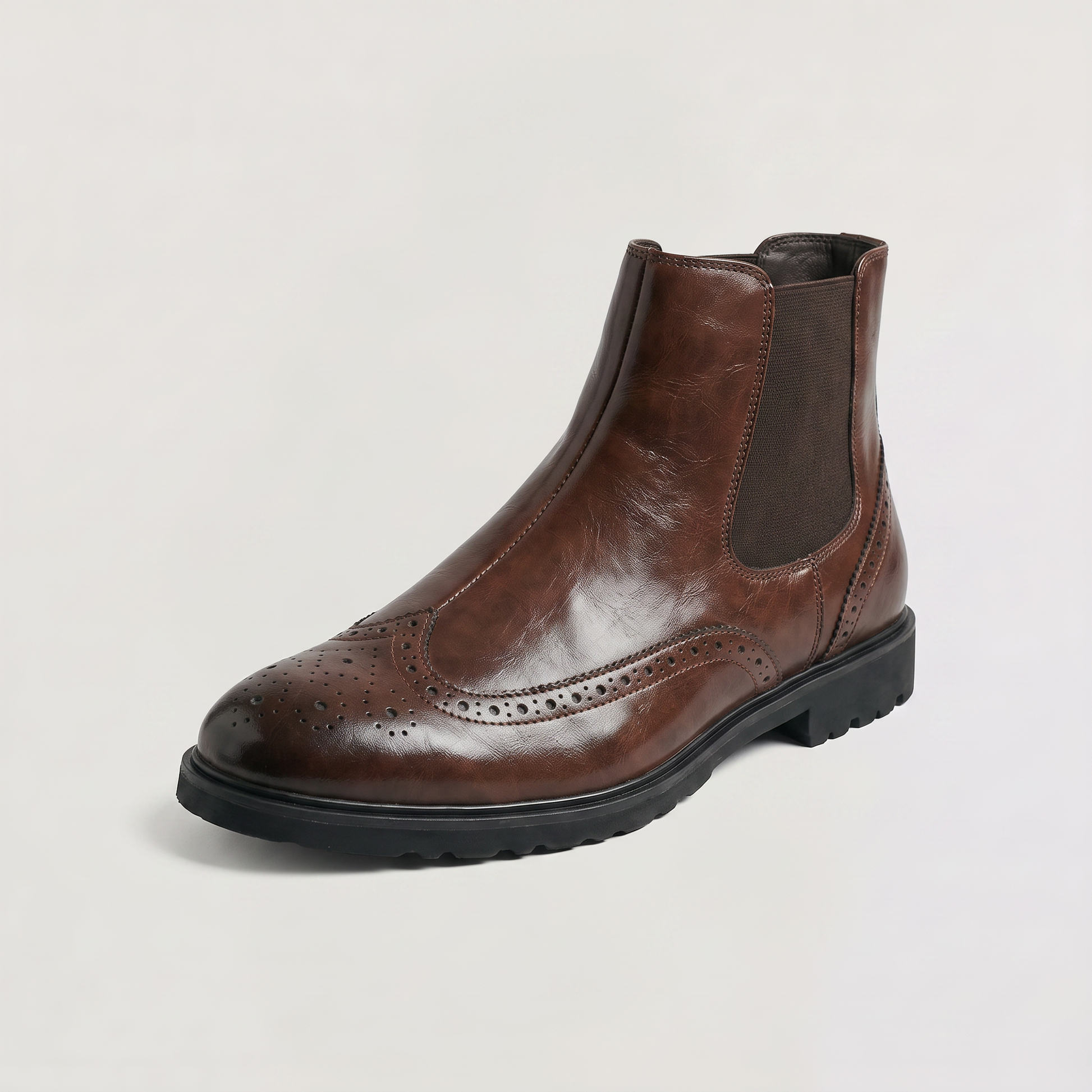 Bottines Chelsea brogue marron, vue de profil