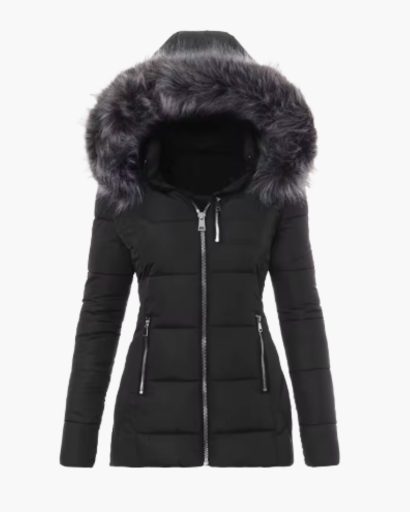Doudoune longue femme à capuche fausse fourrure portée en hiver