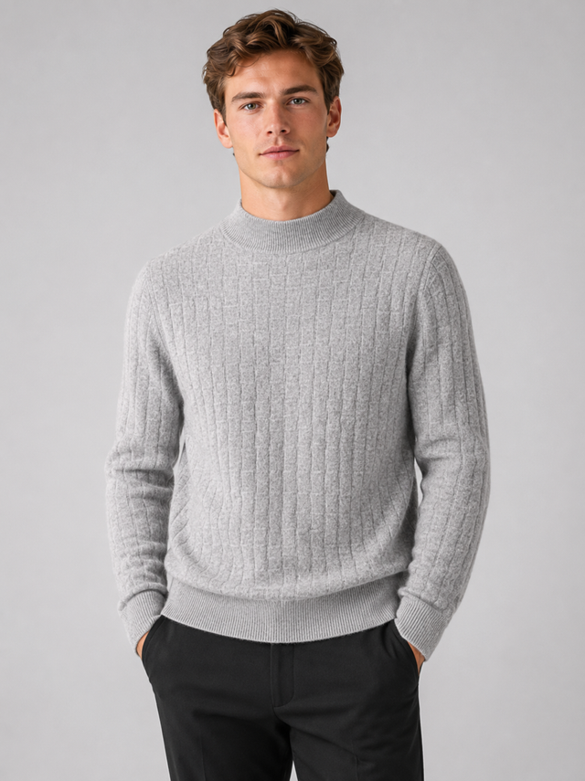 Pull col montant texturé gris clair, vue de face