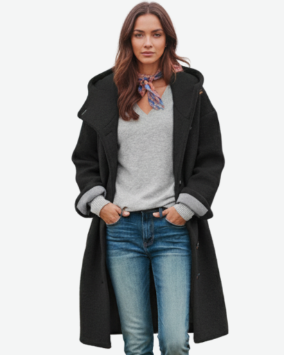 Manteau femme en laine oversize à capuche porté en ville