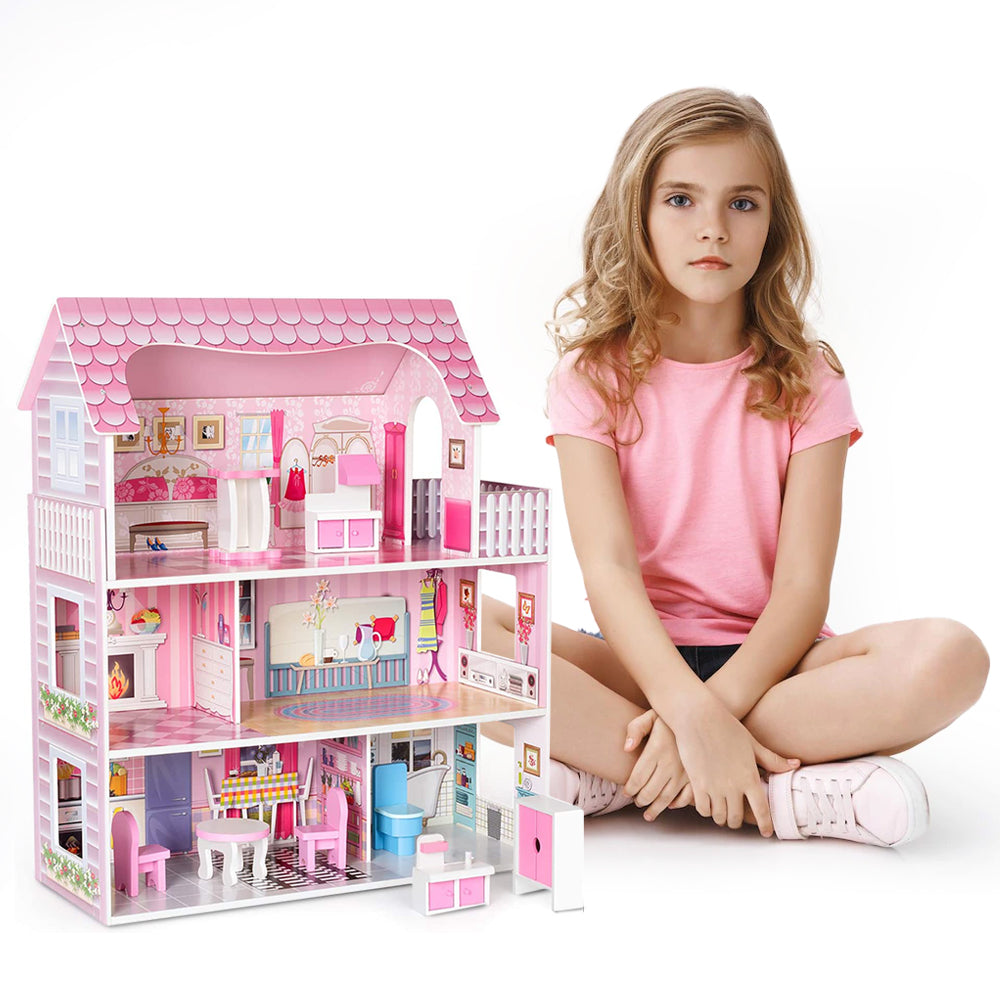 Maison de poupée en bois, détail intérieur en gros plan