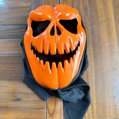 Masque de citrouille effrayant orange avec capuche noire