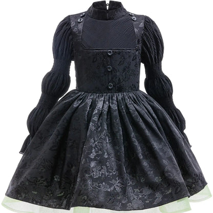 Robe de sorcière gothique fille vue de face, jacquard noir à manches bouffées