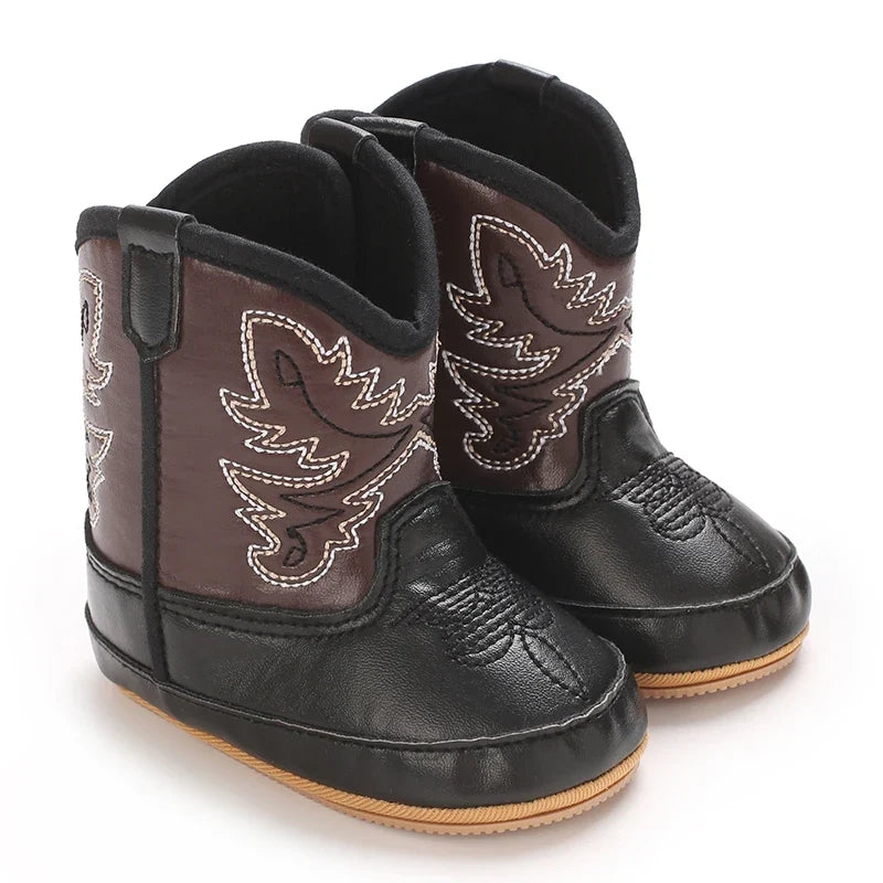Bottine bébé noire style western avec surpiqûres argentées