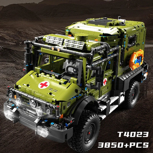 Camion ambulance tout-terrain en briques de construction, 3850 pièces – vue principale