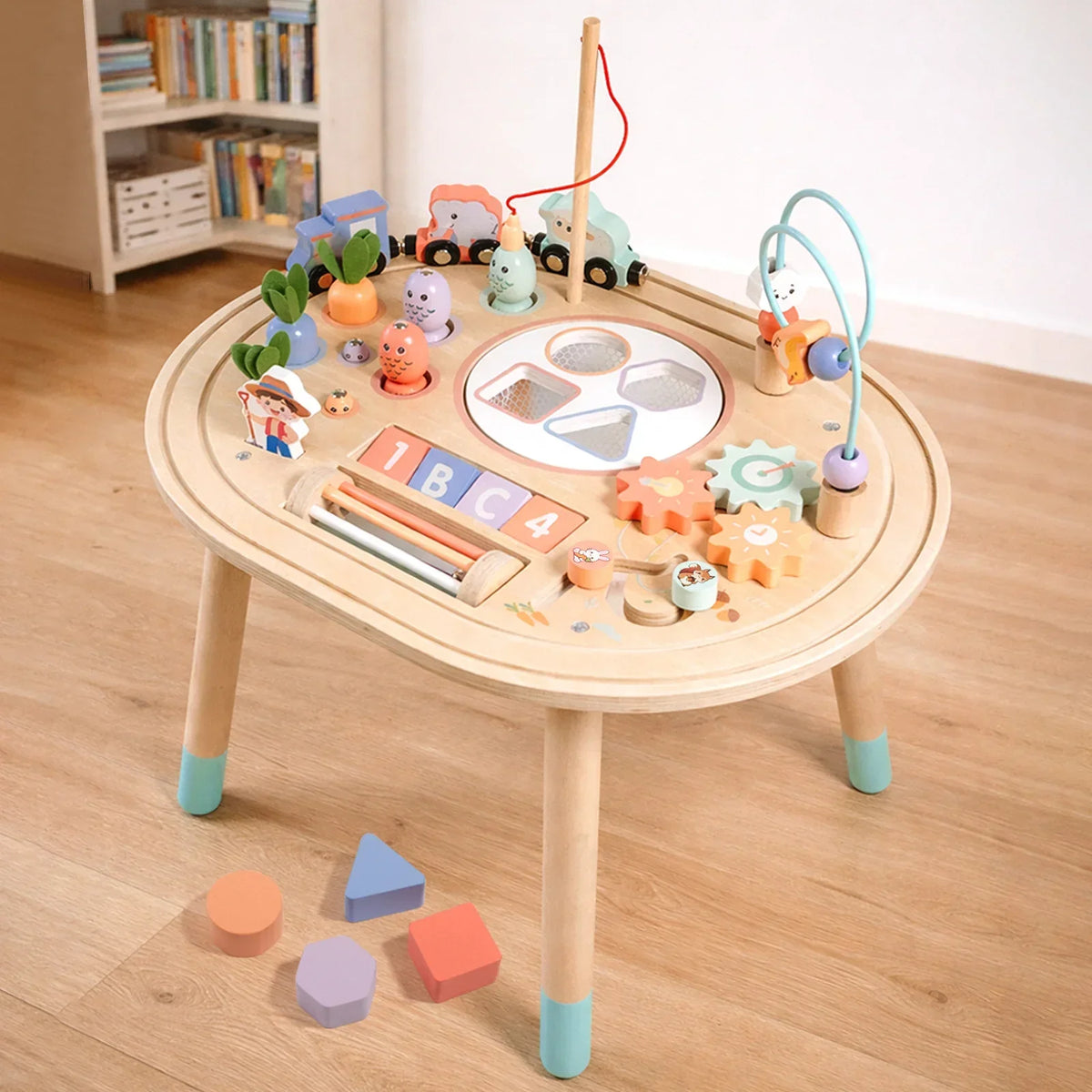Table d'activités Montessori en bois 10 en 1 dans une chambre d'enfant