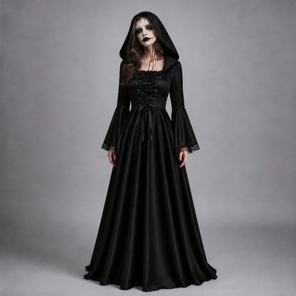 Robe de sorcière fantôme gothique noire portée, vue de face avec dentelle aux manches