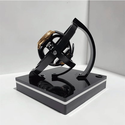 Boîte à montre automatique, vitrine avec montre installée