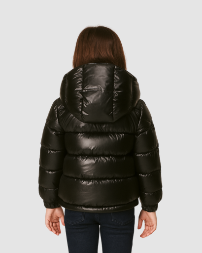 Veste doudoune enfant légère, détail poches zippées