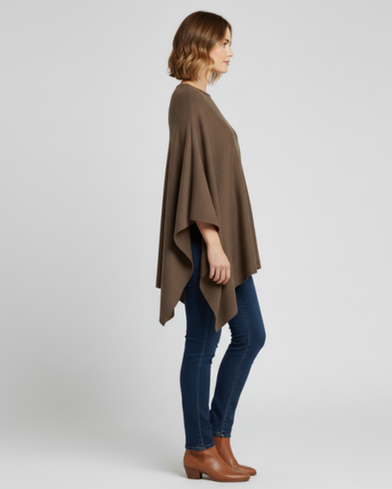 Poncho en Maille Fine pour Femme - Coupe Fluide et Élégante - Idéal Mi-Saison – vue 3