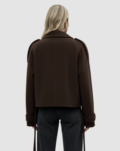 Veste Courte Femme Double Boutonnage – Élégance Tendance & Coupe Ajustée | Look Chic