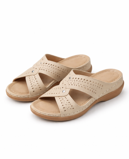 Sandales Femme – Brides Croisées Perforées & Semelle Ergonomique, Confort Plateforme Été